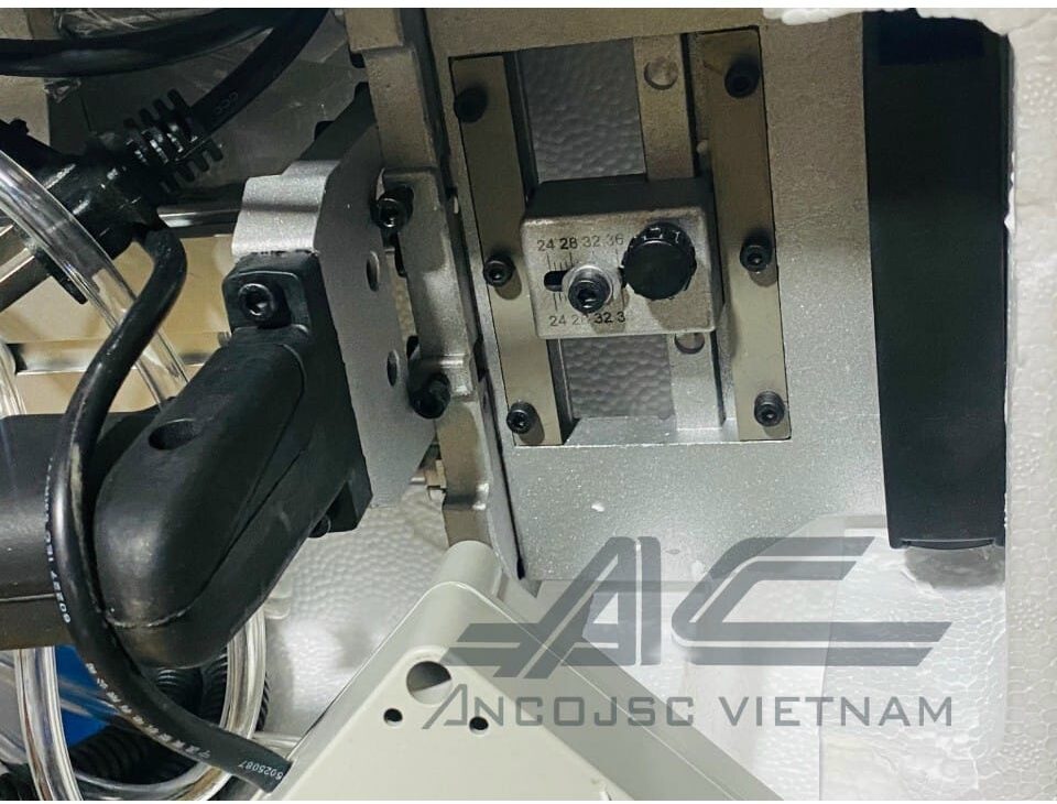 may-khoan-cam-cam-tay