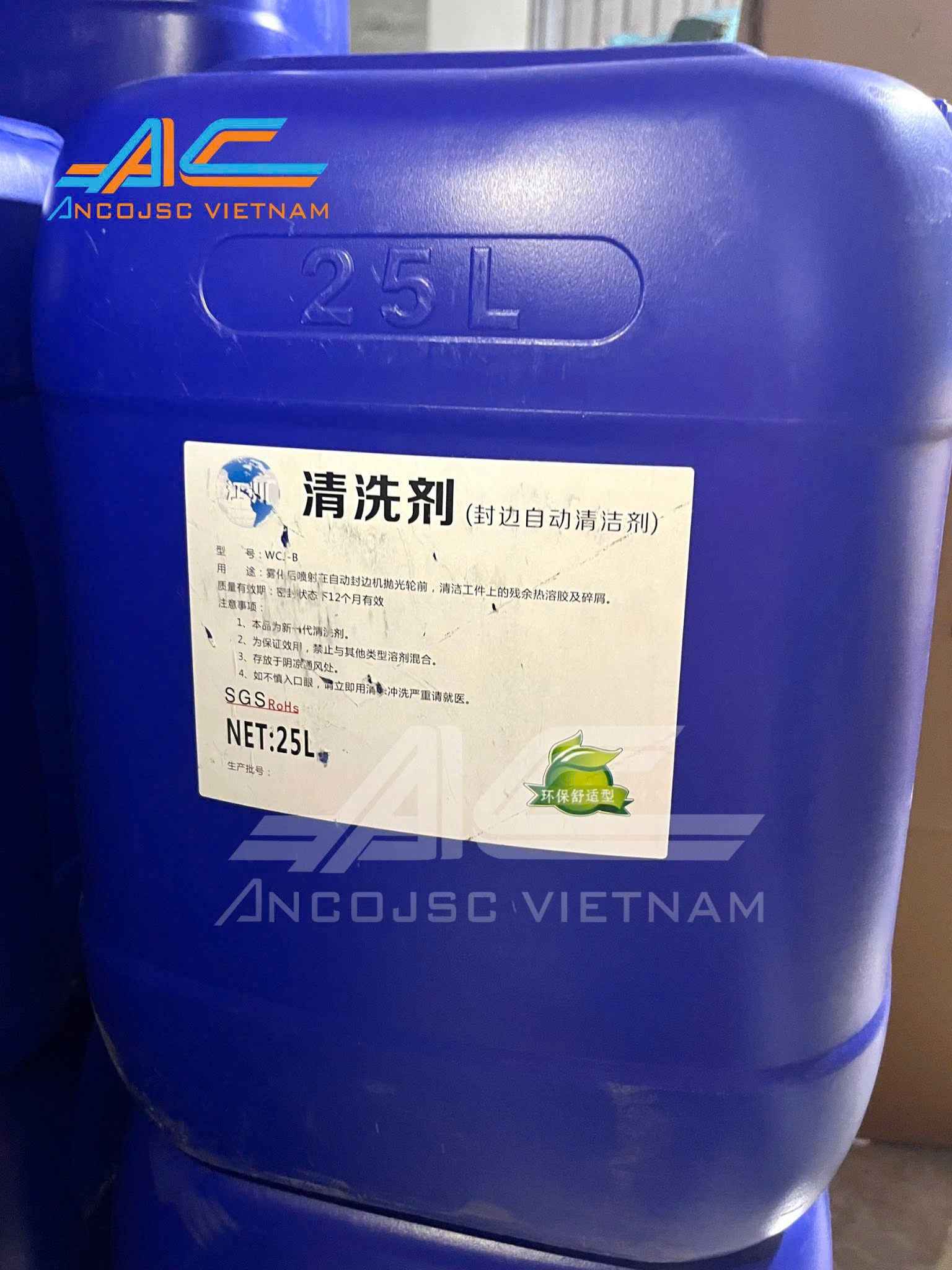 Dung Dịch Tẩy Keo