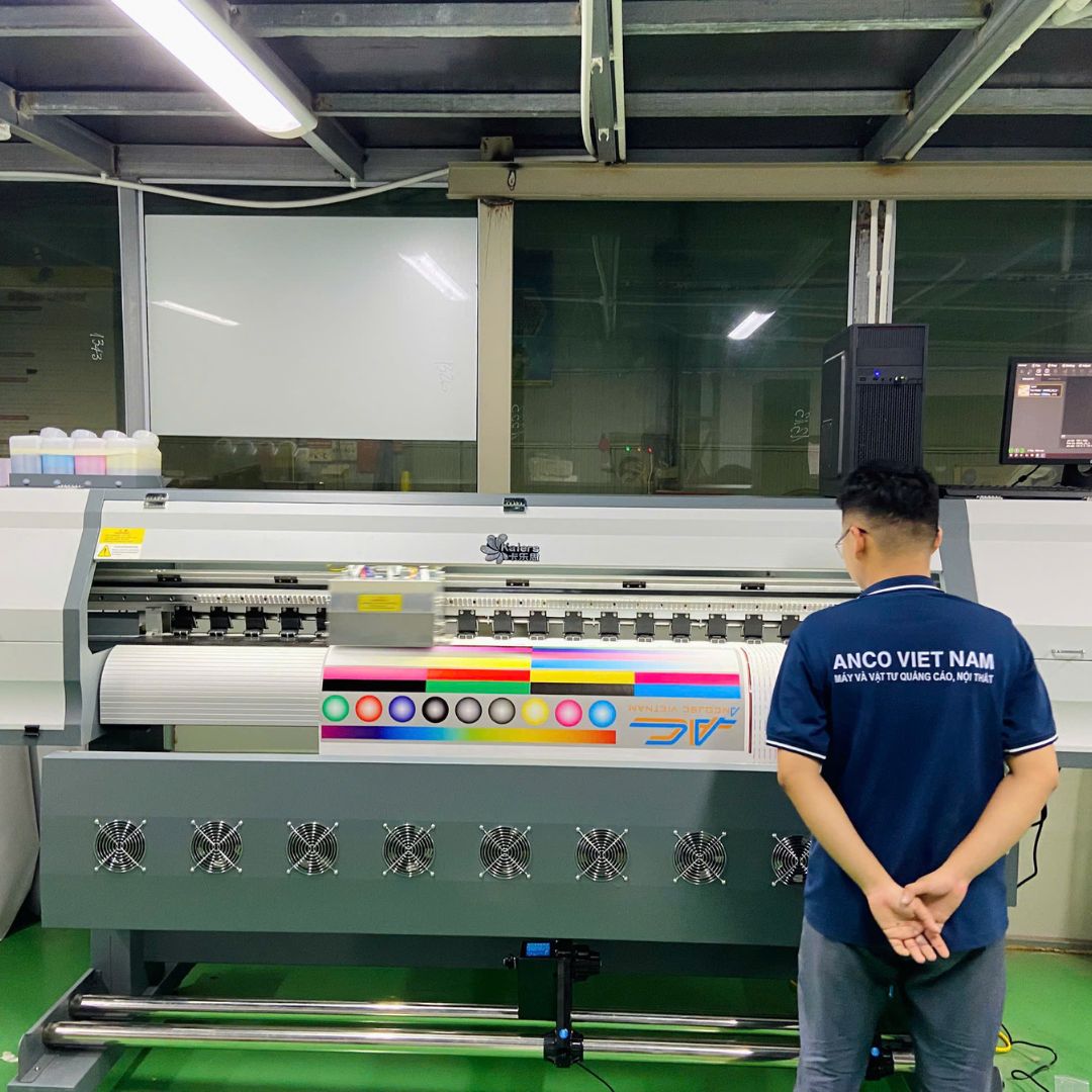 Máy In Decal Kalers 1m8 Sử Dụng 2 đầu Epson I3200